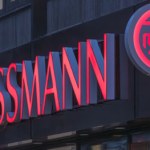Dwie butelki perfum trafiły na promocję w Rossmannie. Opinie mówią same za siebie