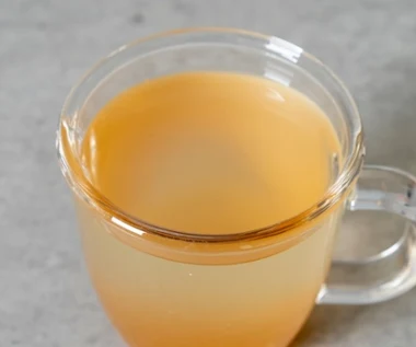 Dwie łyżeczki ziarenek zalej wodą i wypij przed śniadaniem. Wzmocnisz odporność i poprawisz samopoczucie