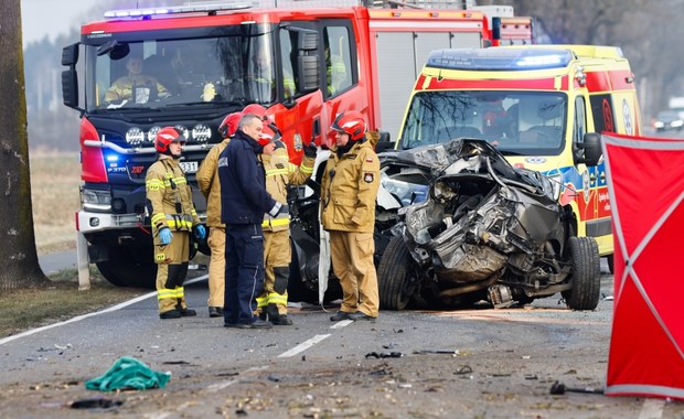 Dwie osoby zginęły w wypadku w Wielkopolsce. Cztery są w szpitalu 