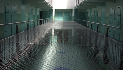 Dwóch pracowników aresztu śledczego w Gdańsku zatrzymanych przez policję