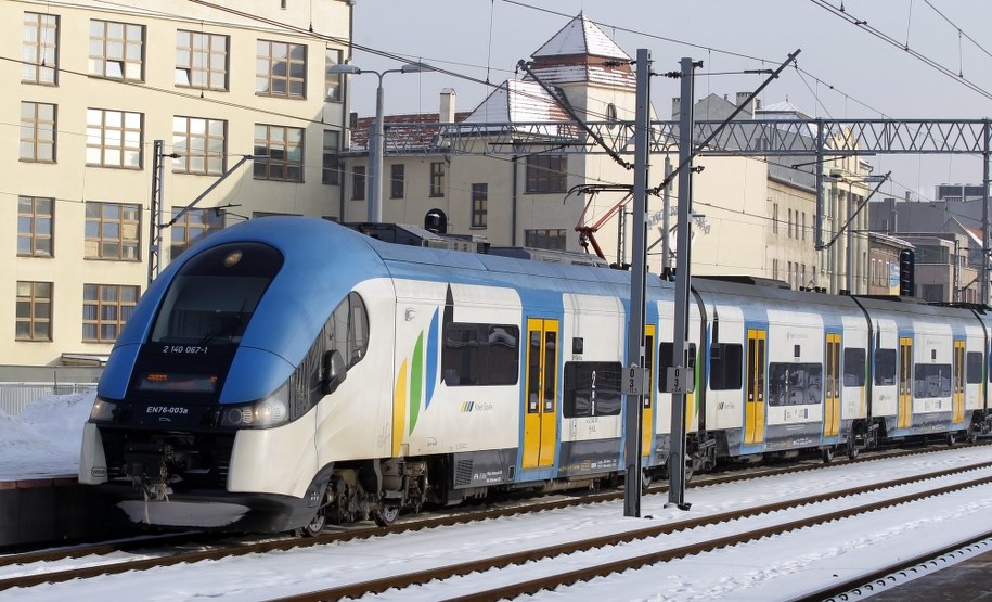 Dworzec kolejowy w Katowicach /Andrzej Grygiel /PAP