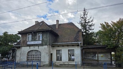 Dworzec pod Wroclawiem przejdzie metamorfozę. Budynek "zagrał" w kultowej polskiej komedii
