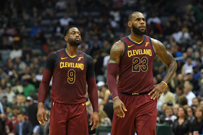 Dwyane Wade (z lewej) i Lebron James z Cleveland Cavaliers /Stacy Revere /Getty Images