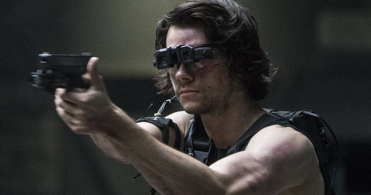 Dylan O'Brien mocno zmienił się fizycznie na potrzeby filmu "American Assassin" /materiały dystrybutora