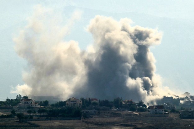 Dym nad wioską w południowym Libanie. /RABIH DAHER/AFP/East News /East News