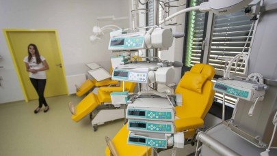 Dym utrudnia życie małym pacjentom wrocławskiej kliniki