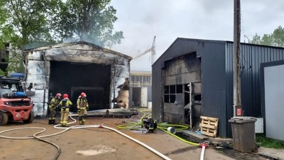 Dym widoczny z wielu kilometrów. Pożar w Pruszczu Gdańskim