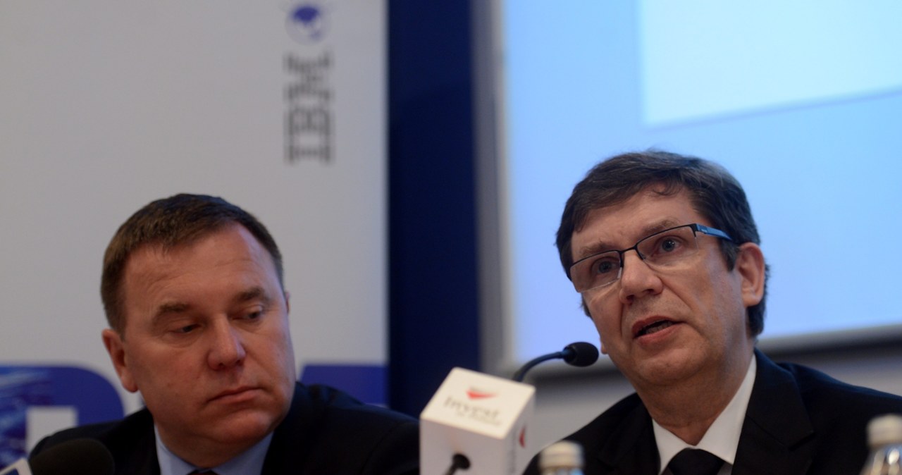 Dyrektor Generalny IBM Polska i Kraje Bałtyckie Ales Bartunek (P) i wojewoda śląski Zygmunt Łukaszczyk (L) /PAP