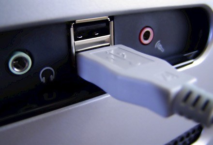 Dyski Buffalo i Freecom będą pierwszymi, wyposażonymi w interfejs USB 3.0 fot. Pam Roth /stock.xchng