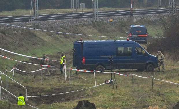 Dywersja na kolei. Prokuratura postawiła zarzuty Ukraińcom