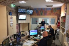 Dyżurka gnieźnieńskich policjantów cała we... freskach