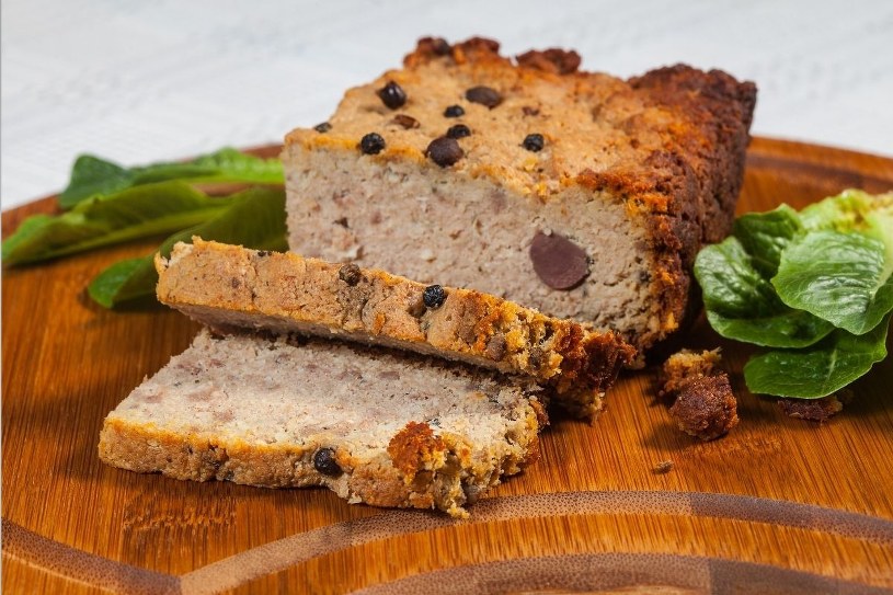 Dziadek robił co roku. Pieczony pasztet z grzybami idealny na święta