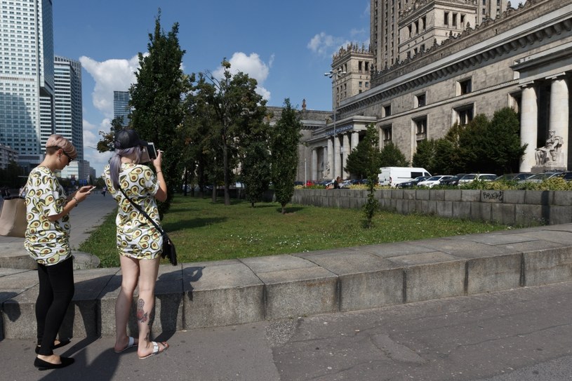 Działka o dawnym adresie Chmielna 70 /Krystian Maj /Agencja FORUM