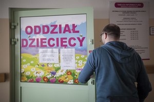 Dzieci chorują na potęgę. Największa fala zakażeń od lat. Brakuje miejsc