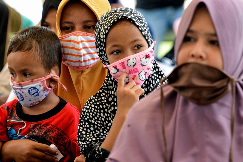 Dzieci mogą szczególnie ucierpieć z powodu koronawirusa - alarmuje UNICEF /AFP