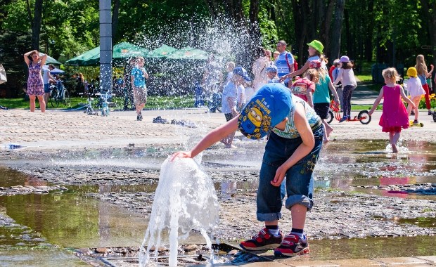 Dzieci tego potrzebują, by uniknąć problemów. Nowe badania potwierdzają