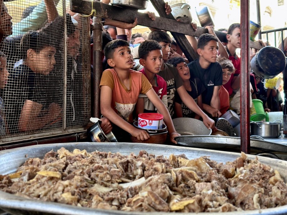 Dzieci w obozie dla palestyńskich uchodźców w Rafah /	AA/ABACA /PAP