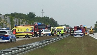 Dzieci wśród rannych w wypadku na S8. Wysłano śmigłowiec LPR
