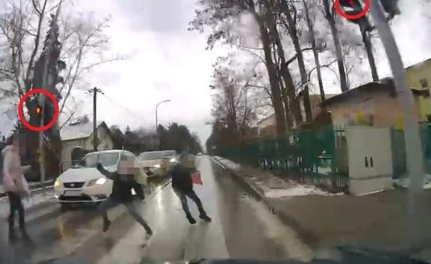 "Dziecko potrąciłam". 10-latek wbiegł wprost pod koła auta [FILM]