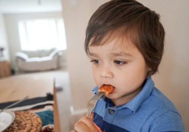 Dziecko wydzielało woń ryby. Czy zapach zdradza stan zdrowia?