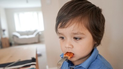 Dziecko wydzielało woń ryby. Czy zapach zdradza stan zdrowia?