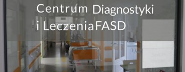 Dziecko z FASD w rodzinie adopcyjnej. Krakowski szpital zapewnia wsparcie