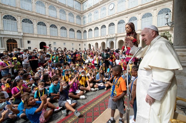 Dziedziniec świętego Damazego w Watykanie /VATICAN MEDIA  /PAP/EPA