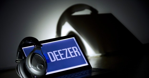 Dzięki Deezer Freemium posłuchamy najlepszej muzyki za darmo /AFP
