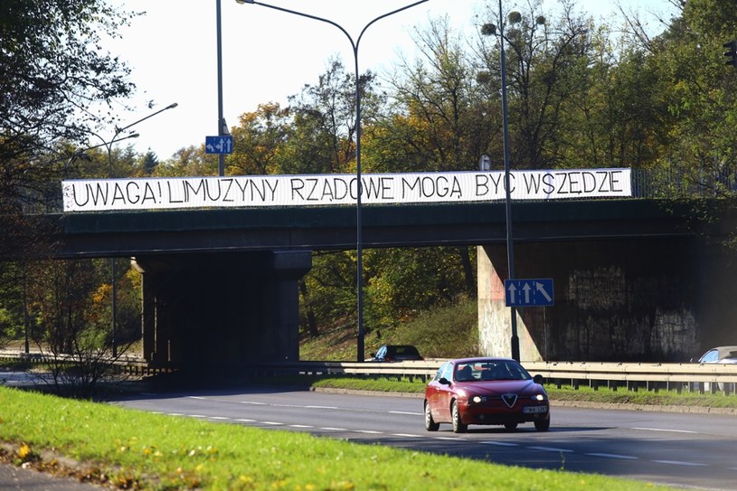 Dzięki unijnym środkom polskie drogi mają być bezpieczniejsze /Adam Jastrzębowski /Reporter