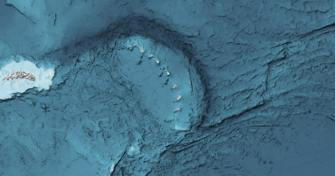 Dzięki wieloletnim staraniom naukowców udało się uzyskać bardzo szczegółową mapę dna Oceanu Południowego /Boris Dorschel et al. 2022. the International BathymetricChart of the Southern OceanVersion 2. Scientific Data/Open Access /materiały prasowe