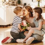 Dzień Matki 2023: Prezenty na ostatnią chwilę, które ucieszą każdą mamę