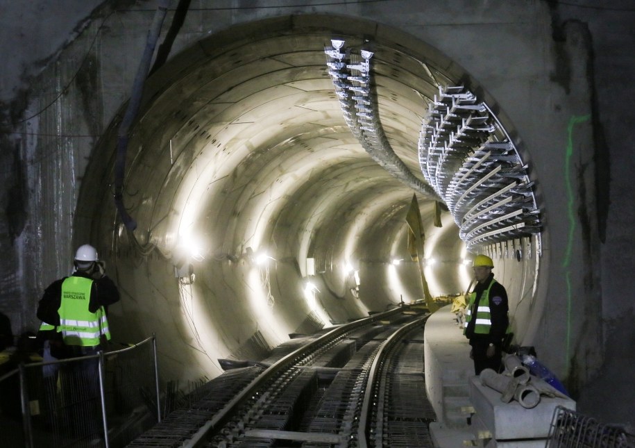 Dzień otwarty na budowie stacji metra Stadion Narodowy /Paweł Supernak  /PAP