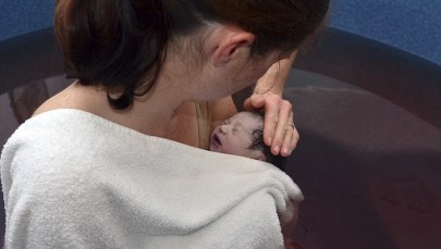 ​"Dziennik Gazeta Prawna": Poród bez bólu? Tylko w niektórych regionach