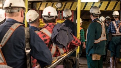 "Dziennik Polski": Zakaz dorabiania do emerytur, ale nie dla służb mundurowych i polityków 