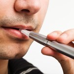 "Dziennik Zachodni": Po e-papierosie jak po alkoholu