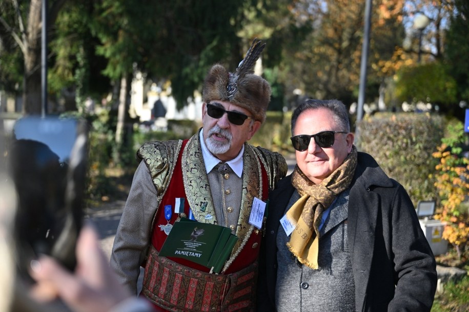 Dziennikarz Robert Makłowicz ws. zbiórki na Cmentarzu Rakowickim /AKPA