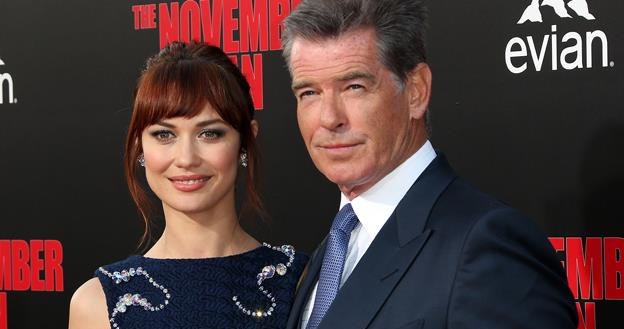 Dziewczyna Bonda i agent 007? Olga Kurylenko i Pierce Brosnan promują swój film / fot. F. M. Brown /Getty Images