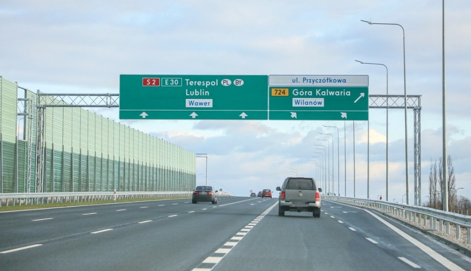 Dziewięć firm zainteresowanych zaprojektowaniem wschodniej obwodnicy Warszawy / Jakub Kamiński    /East News