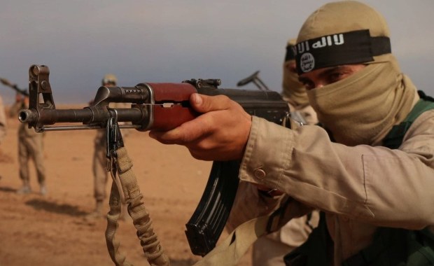 Dżihadyści z ISIS przez lata pobierali we Francji zasiłki dla bezrobotnych