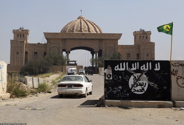 Dżihadyści z ISIS zajmują spore obszary Syrii i Iraku /East News