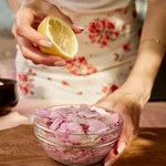 Dzika róża – jak wykorzystać ją w kuchni?