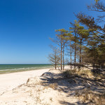 Dzikie plaże nad polskim Bałtykiem. 6 miejsc bez tłumów i z piękną przyrodą