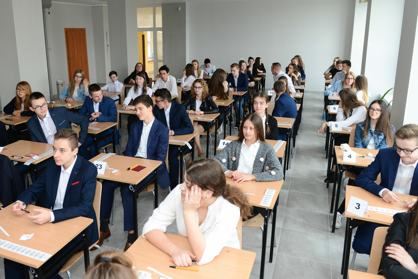 Dziś egzamin ósmoklasisty z matematyki 2022. Arkusze CKE i odpowiedzi będą w Interii /    Adam STASKIEWICZ /East News