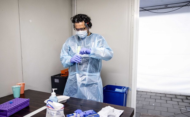 Dziś najwięcej zakażeń koronawirusem w czwartej fali