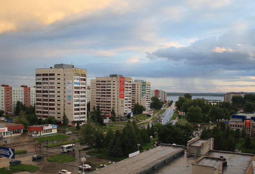 Dziś Oziorsk jest prawie stutysięcznym miastem, które ponownie znalazło się na wszystkich mapach. Majak istnieją nadal i pracują dla rosyjskiego programu nuklearnego /Wikimedia Commons /domena publiczna