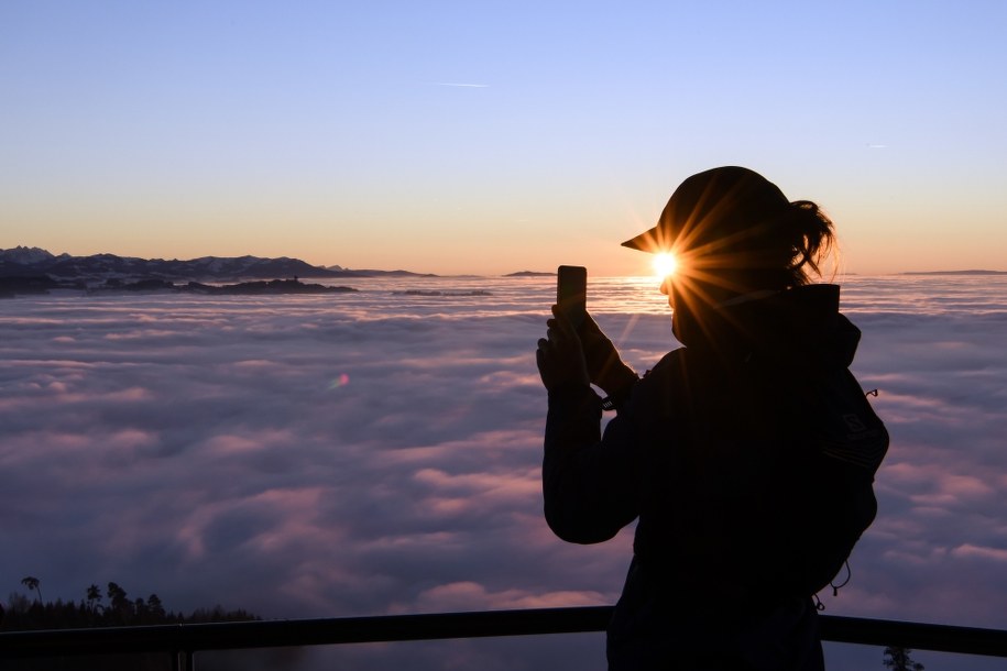 Dziś pierwszy dzień zimy astronomicznej /ANTHONY ANEX /PAP/EPA