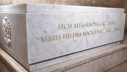 Dziś pogrzeb pary prezydenckiej, nowy sarkofag już gotowy. "Efekt jest bardzo dobry"