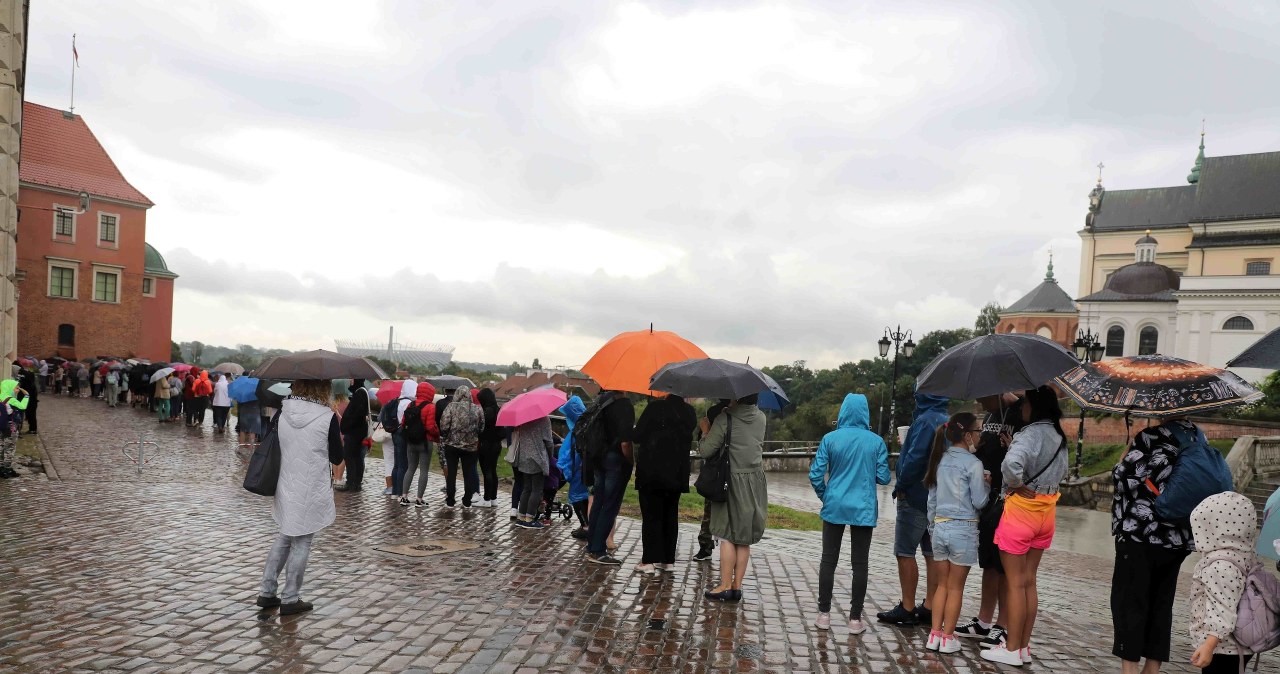 Dzisiaj ulewy i burze: Są alerty dla większości kraju [SPRAWDŹ MAPY]