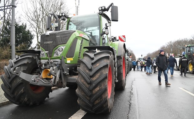 Dzisiaj utrudnienia na autostradzie koło Szczecina z powodu protestu niemieckich rolników