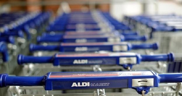 Dzisiaj zakupy w sklepach sieci Aldi nie są już powodem do wstydu /AFP